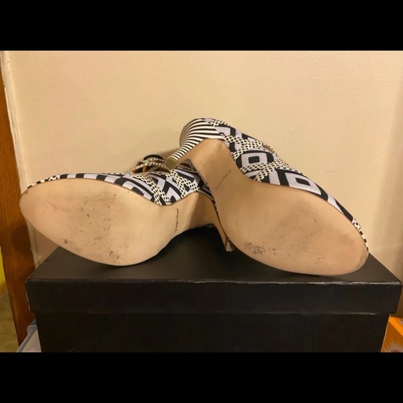 Alexandra G heel 7.5 Womens - Picture 6 of 8